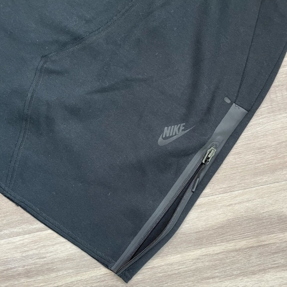 NEW- Nike Black NSW Tech Fleece Skirt - Picture 9 of 10